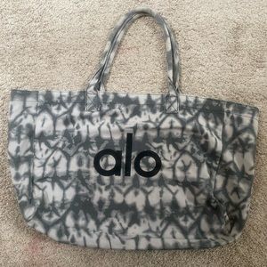 Alo canvas tote
